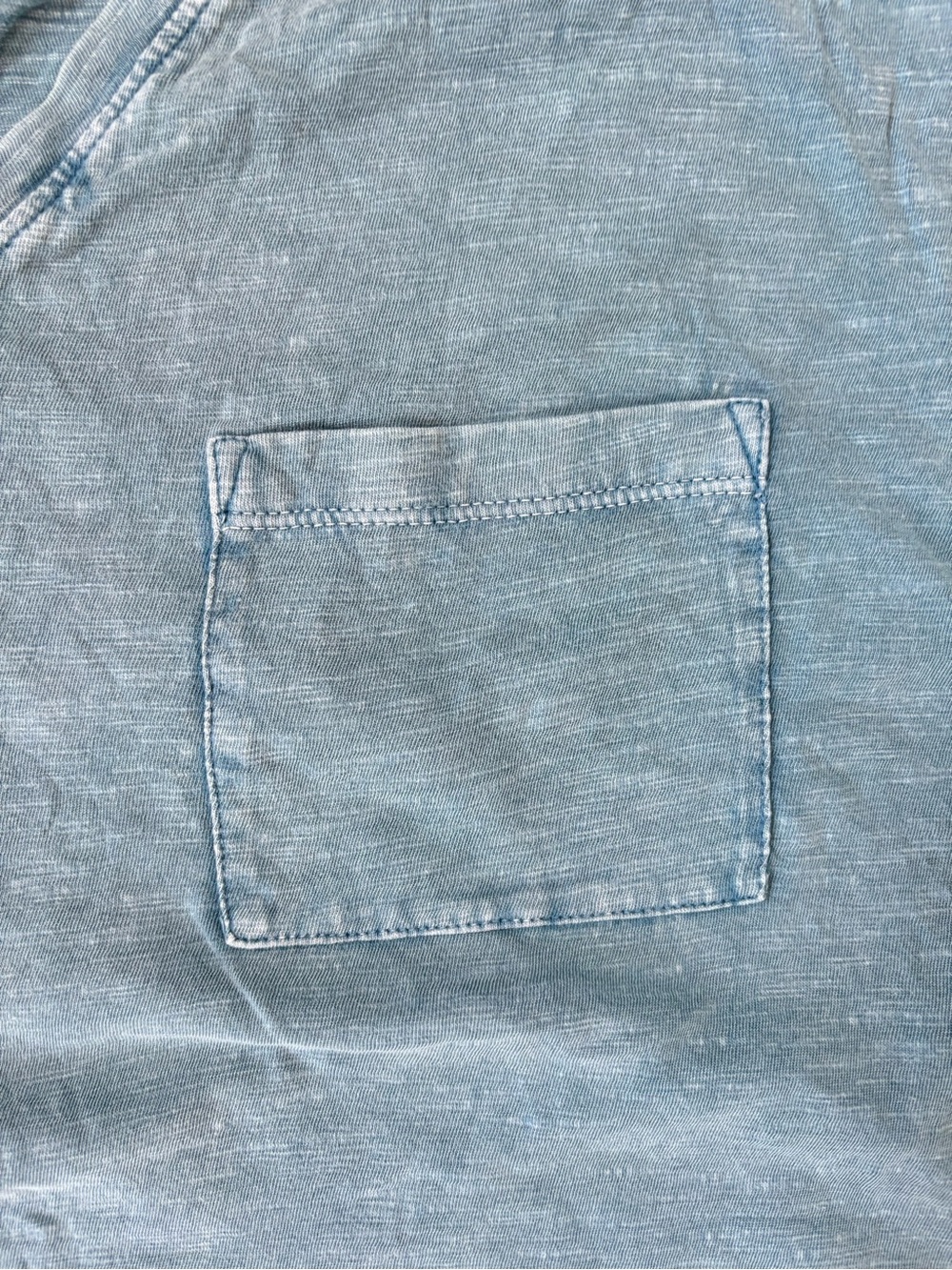 FarWest Women’s XL Blue Acid Wash Boxy Pocket Tee - Picture 2 of 7